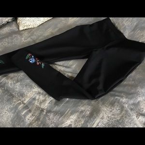 Romeo & Juliet Couture leggings size L